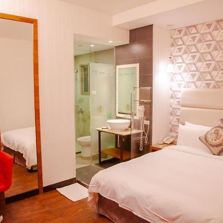 E-Coast Star Hotel Keelung Bagian luar foto