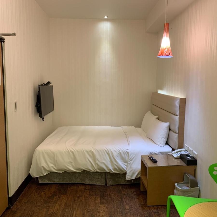 E-Coast Star Hotel Keelung Bagian luar foto