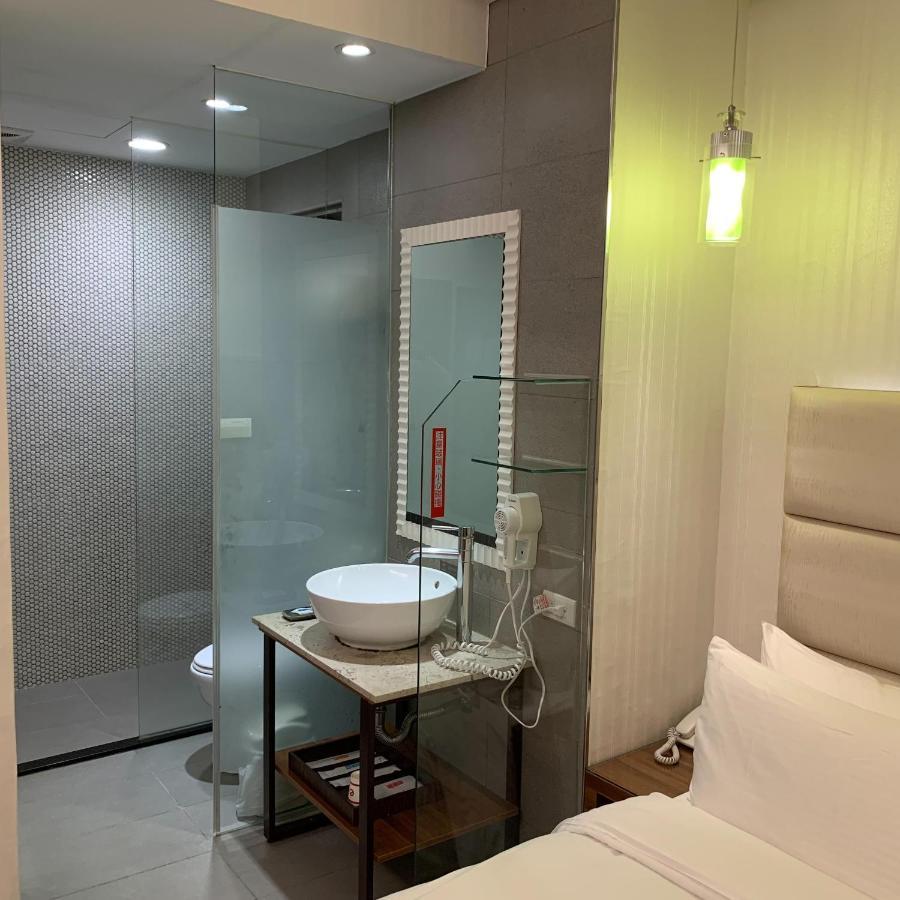 E-Coast Star Hotel Keelung Bagian luar foto