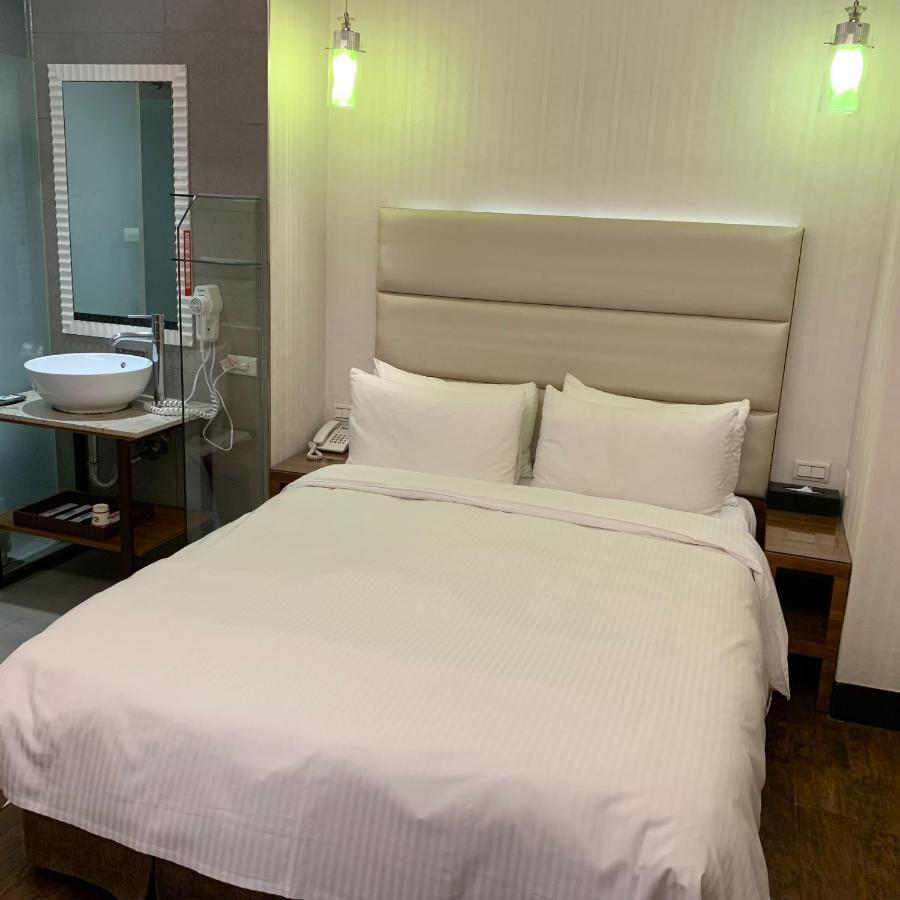 E-Coast Star Hotel Keelung Bagian luar foto