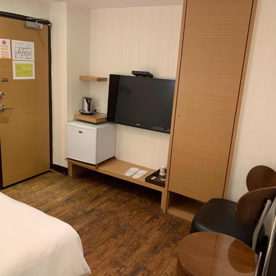 E-Coast Star Hotel Keelung Bagian luar foto