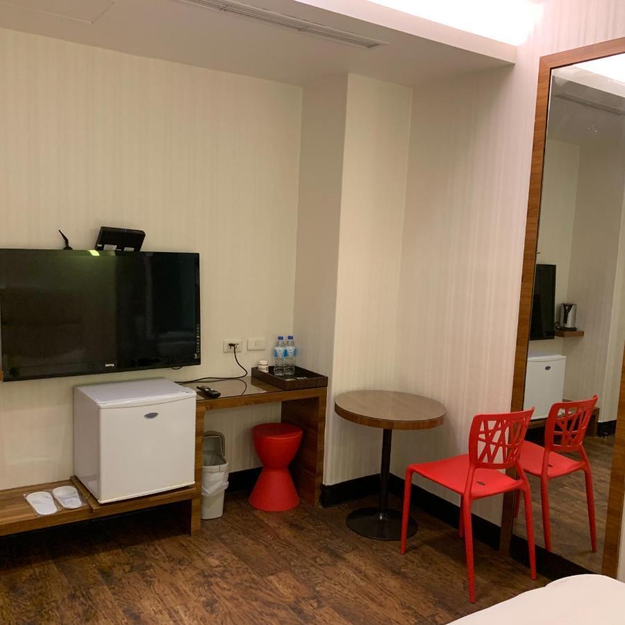 E-Coast Star Hotel Keelung Bagian luar foto