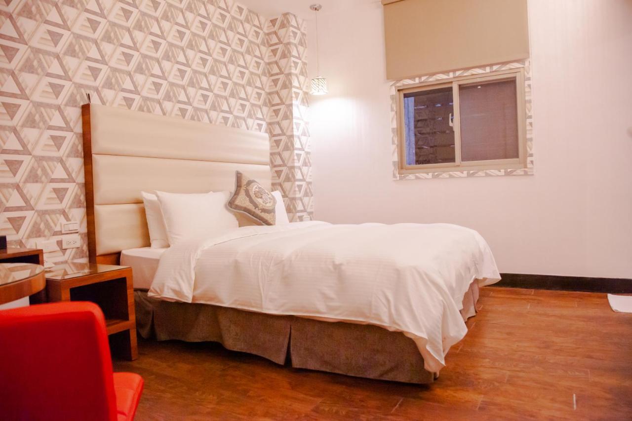 E-Coast Star Hotel Keelung Bagian luar foto