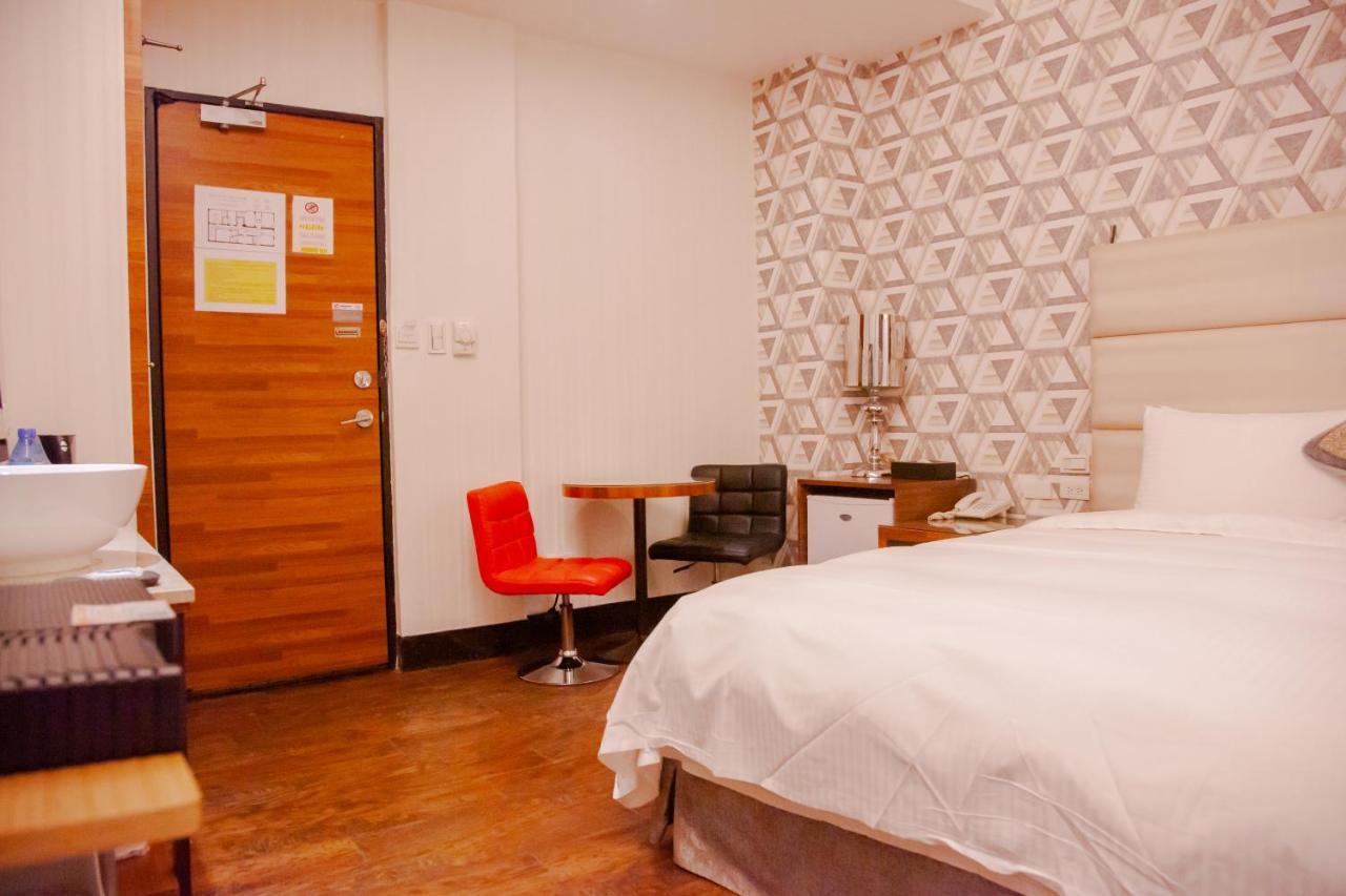 E-Coast Star Hotel Keelung Bagian luar foto